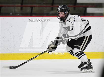 Thumbnail 2 in Northwest Catholic @ Xavier photogallery.