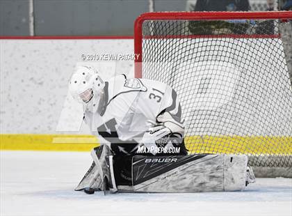Thumbnail 2 in Northwest Catholic @ Xavier photogallery.