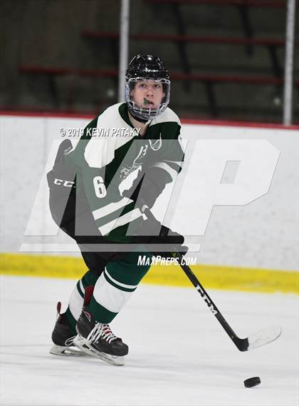 Thumbnail 2 in Northwest Catholic @ Xavier photogallery.