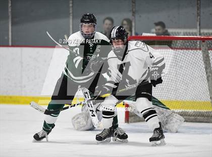 Thumbnail 1 in Northwest Catholic @ Xavier photogallery.