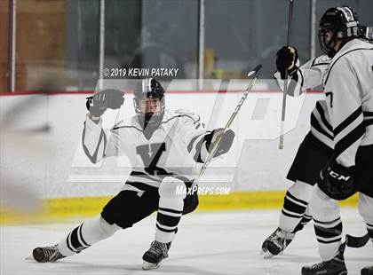 Thumbnail 1 in Northwest Catholic @ Xavier photogallery.