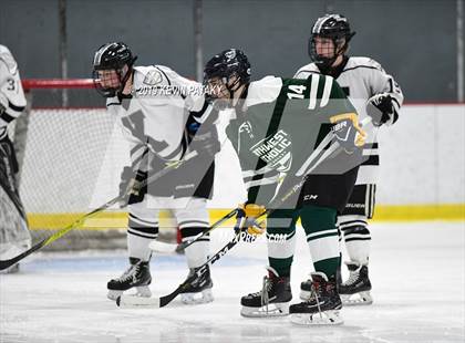 Thumbnail 1 in Northwest Catholic @ Xavier photogallery.