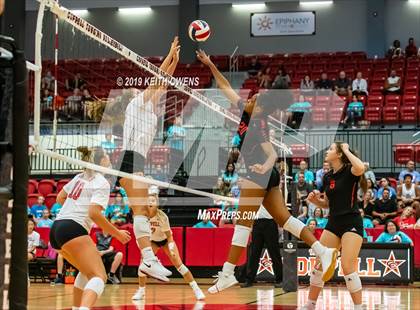Thumbnail 3 in Coppell @ Marcus photogallery.