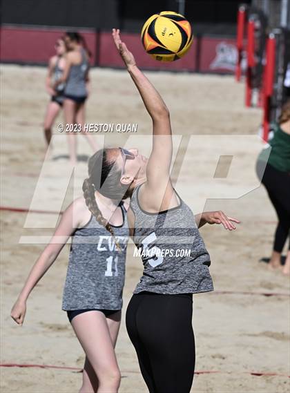 Thumbnail 2 in South vs. Capistrano Valley Christian (CIF-SS D2 Semi-Final) photogallery.