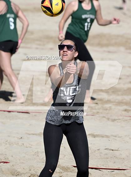 Thumbnail 2 in South vs. Capistrano Valley Christian (CIF-SS D2 Semi-Final) photogallery.