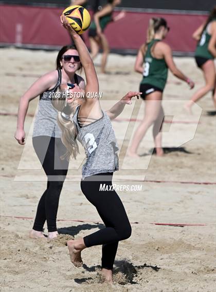 Thumbnail 2 in South vs. Capistrano Valley Christian (CIF-SS D2 Semi-Final) photogallery.