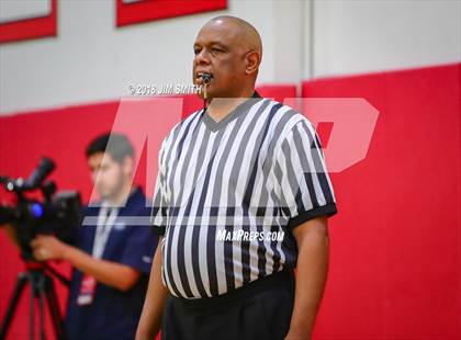 Thumbnail 3 in Farmington vs. Cleveland (Albuquerque Academy Joe Armijo Basketball Classic) photogallery.