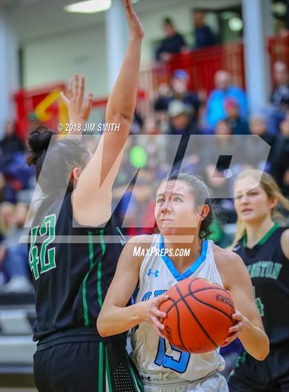 Thumbnail 1 in Farmington vs. Cleveland (Albuquerque Academy Joe Armijo Basketball Classic) photogallery.