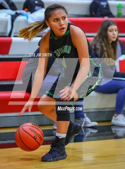 Thumbnail 2 in Farmington vs. Cleveland (Albuquerque Academy Joe Armijo Basketball Classic) photogallery.