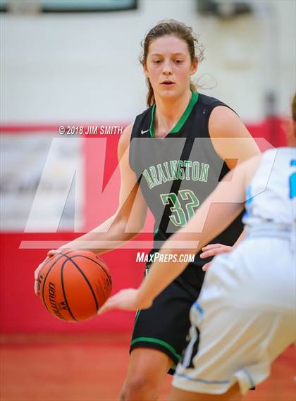 Thumbnail 3 in Farmington vs. Cleveland (Albuquerque Academy Joe Armijo Basketball Classic) photogallery.