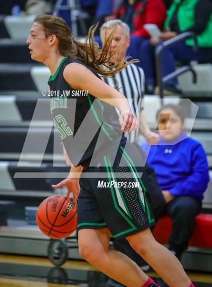 Thumbnail 1 in Farmington vs. Cleveland (Albuquerque Academy Joe Armijo Basketball Classic) photogallery.