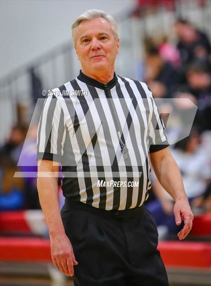 Thumbnail 2 in Farmington vs. Cleveland (Albuquerque Academy Joe Armijo Basketball Classic) photogallery.