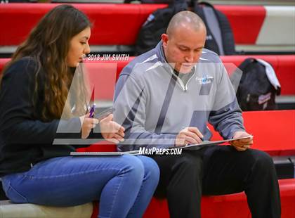 Thumbnail 1 in Farmington vs. Cleveland (Albuquerque Academy Joe Armijo Basketball Classic) photogallery.
