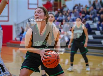 Thumbnail 1 in Farmington vs. Cleveland (Albuquerque Academy Joe Armijo Basketball Classic) photogallery.