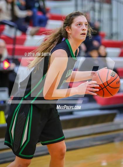 Thumbnail 3 in Farmington vs. Cleveland (Albuquerque Academy Joe Armijo Basketball Classic) photogallery.