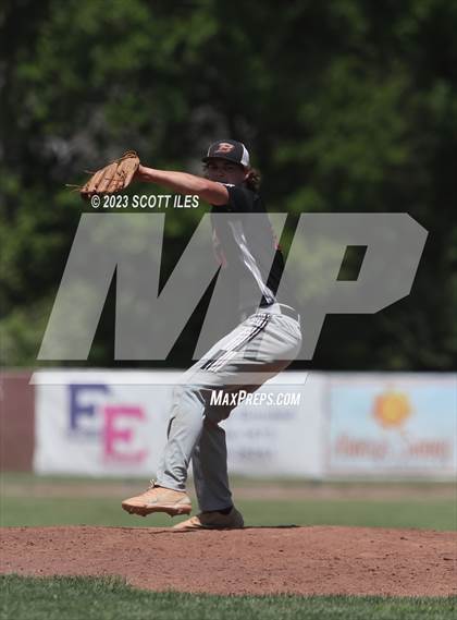 Thumbnail 1 in Southeastern Local vs. Bradford (OHSAA D4 Regional Semifinal) photogallery.