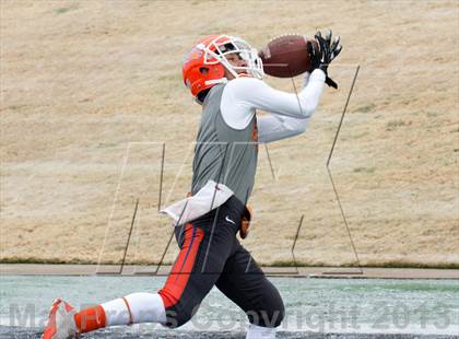 Thumbnail 3 in San Angelo Central vs. Fossil Ridge (UIL 5A D2 Area Playoff) photogallery.