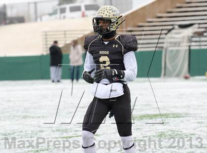Thumbnail 2 in San Angelo Central vs. Fossil Ridge (UIL 5A D2 Area Playoff) photogallery.