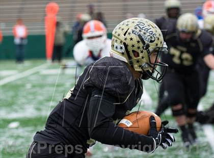 Thumbnail 3 in San Angelo Central vs. Fossil Ridge (UIL 5A D2 Area Playoff) photogallery.