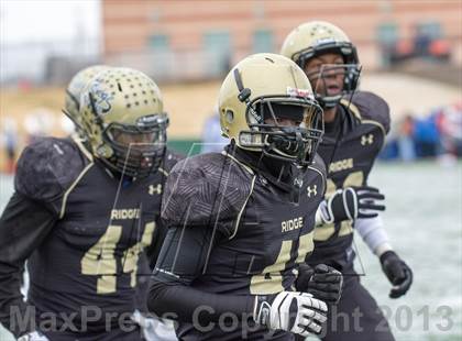 Thumbnail 3 in San Angelo Central vs. Fossil Ridge (UIL 5A D2 Area Playoff) photogallery.