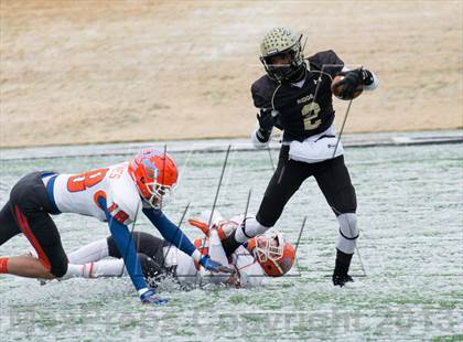 Thumbnail 2 in San Angelo Central vs. Fossil Ridge (UIL 5A D2 Area Playoff) photogallery.