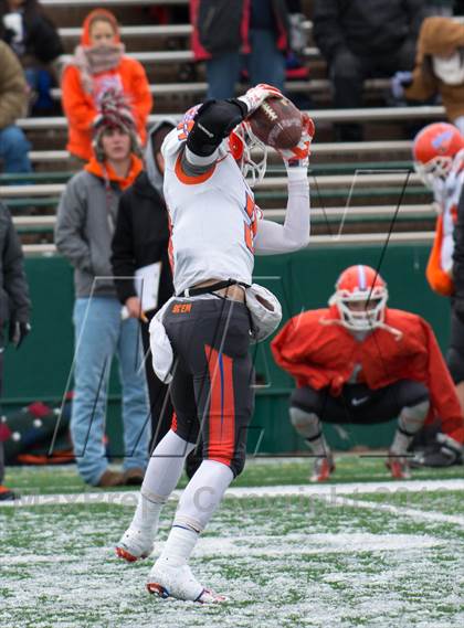 Thumbnail 3 in San Angelo Central vs. Fossil Ridge (UIL 5A D2 Area Playoff) photogallery.