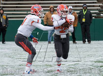 Thumbnail 2 in San Angelo Central vs. Fossil Ridge (UIL 5A D2 Area Playoff) photogallery.