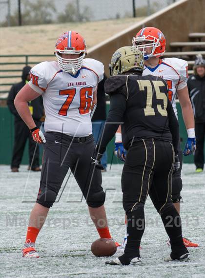 Thumbnail 2 in San Angelo Central vs. Fossil Ridge (UIL 5A D2 Area Playoff) photogallery.