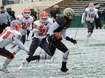 Thumbnail 2 in San Angelo Central vs. Fossil Ridge (UIL 5A D2 Area Playoff) photogallery.