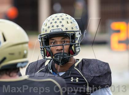 Thumbnail 2 in San Angelo Central vs. Fossil Ridge (UIL 5A D2 Area Playoff) photogallery.