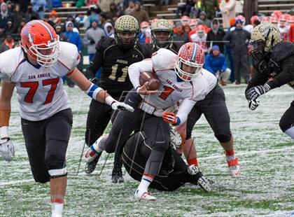 Thumbnail 3 in San Angelo Central vs. Fossil Ridge (UIL 5A D2 Area Playoff) photogallery.