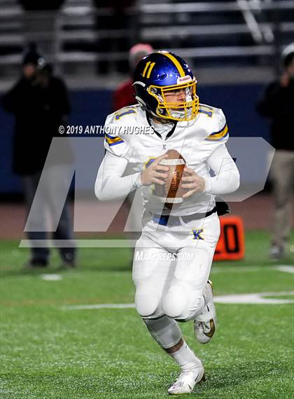 Thumbnail 3 in Chaminade vs. Kellenberg Memorial (NYCHSFL Class AA-1 Final photogallery.