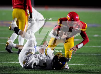 Thumbnail 1 in Chaminade vs. Kellenberg Memorial (NYCHSFL Class AA-1 Final photogallery.