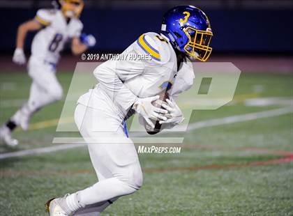 Thumbnail 1 in Chaminade vs. Kellenberg Memorial (NYCHSFL Class AA-1 Final photogallery.