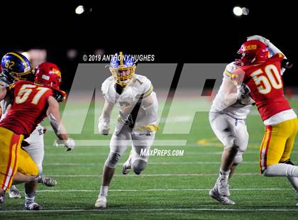 Thumbnail 1 in Chaminade vs. Kellenberg Memorial (NYCHSFL Class AA-1 Final photogallery.