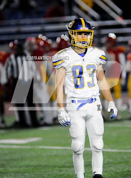 Thumbnail 3 in Chaminade vs. Kellenberg Memorial (NYCHSFL Class AA-1 Final photogallery.
