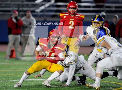 Thumbnail 2 in Chaminade vs. Kellenberg Memorial (NYCHSFL Class AA-1 Final photogallery.