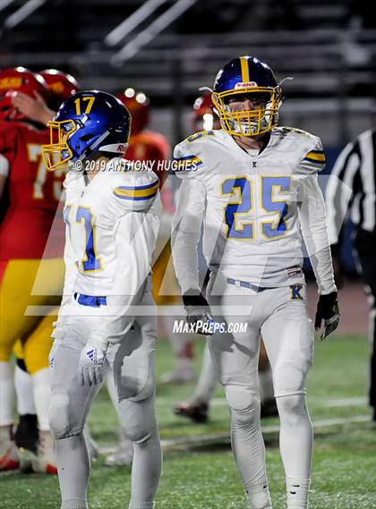 Thumbnail 3 in Chaminade vs. Kellenberg Memorial (NYCHSFL Class AA-1 Final photogallery.