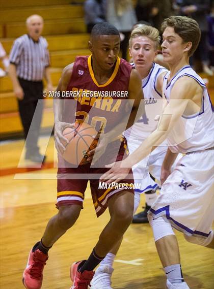 Thumbnail 3 in Sierra vs Arvada West (Fairview Festival) photogallery.