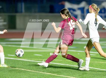 Thumbnail 2 in Rio Americano vs. Whitney photogallery.