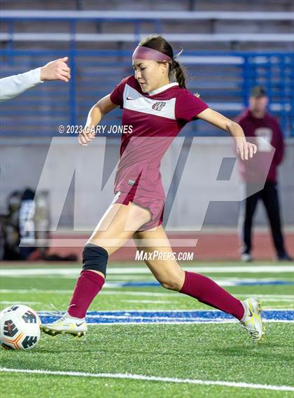 Thumbnail 1 in Rio Americano vs. Whitney photogallery.