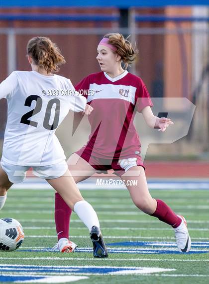 Thumbnail 2 in Rio Americano vs. Whitney photogallery.