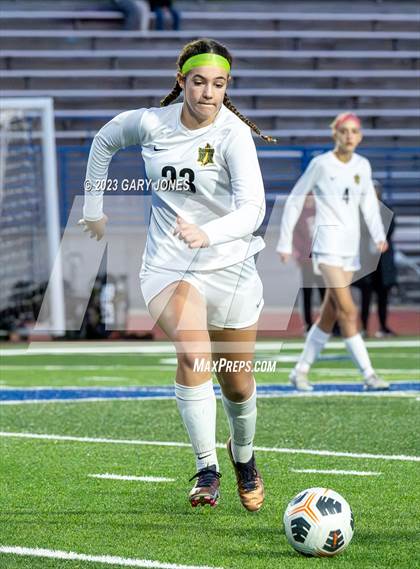 Thumbnail 2 in Rio Americano vs. Whitney photogallery.