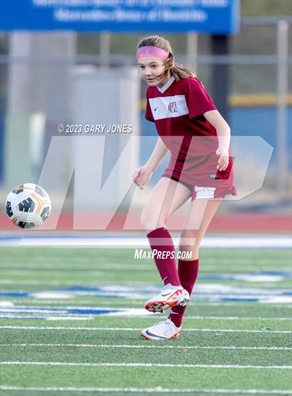 Thumbnail 2 in Rio Americano vs. Whitney photogallery.