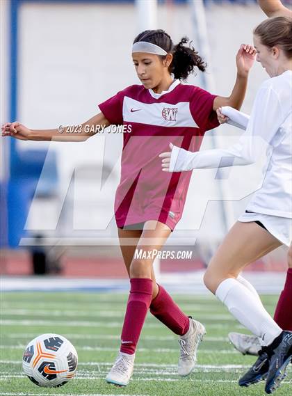 Thumbnail 3 in Rio Americano vs. Whitney photogallery.