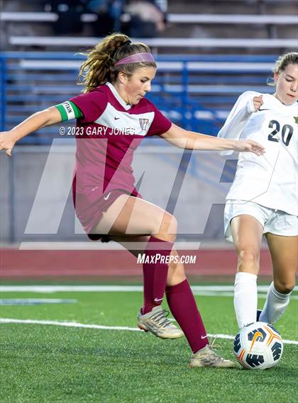 Thumbnail 2 in Rio Americano vs. Whitney photogallery.