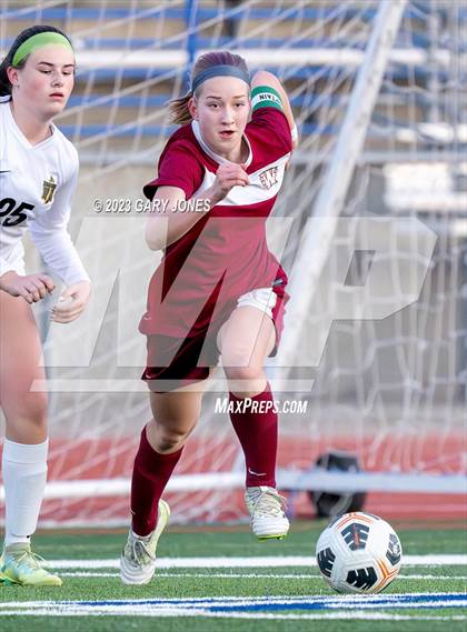 Thumbnail 3 in Rio Americano vs. Whitney photogallery.