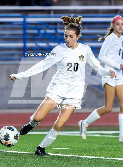Thumbnail 2 in Rio Americano vs. Whitney photogallery.