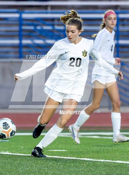 Thumbnail 1 in Rio Americano vs. Whitney photogallery.