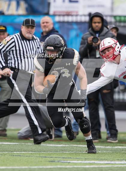 Thumbnail 2 in Avonworth vs. Southern Columbia Area (PIAA 2A Championship) photogallery.